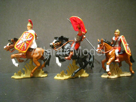 Солдатики 1/32 DSG Римская конница 4 фигуры 6