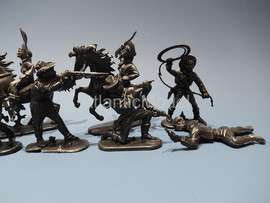 Солдатики 1/32 Hofler Ковбои Черный цвет №3 9 фигур 9 поз 6