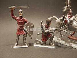 солдатики 1/32 Supreme Крестоносцы на лошадях TSSD 7