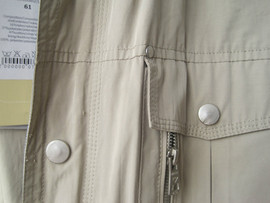 Куртка демисезонная цвета бледный хаки XXL - XXXL.