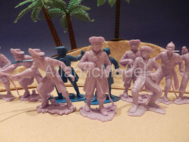 Солдатики 1/32 Marx Пираты Первый набор 12 фигур