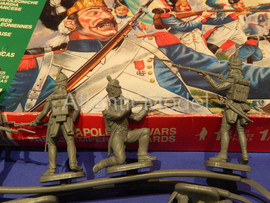 Солдатики 1/32 ESCI Французская гвардия 13 фигур 4