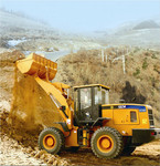 Новый фронтальный погрузчик SEM 639B