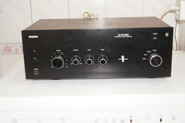 Высококлассный ретро усилитель Philips 22 AH 590