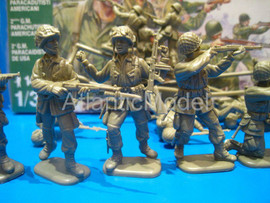 Солдатики 1/32 ESCI Американские парашютисты 14