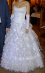 Красивое свадебное белое платье. В отличном состоянии.