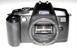 Фотоаппарат Canon EOS 5000 body