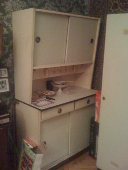 Кухонный гарнитур. Недорогое предложение на дачу!