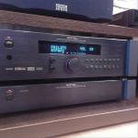 Продам AV ресивер ROTEL