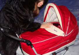 Продам коляску-люльку ,производитель Littletrek 3