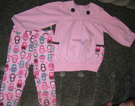 Продам комплект (туника+лосины) на девочку 80 см. Куплен в Финля
