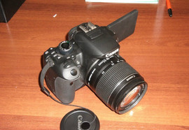 Canon EOS 650D цифрова зеркальная камера 2
