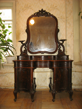 Трюмо (туалетный столик) 19 век