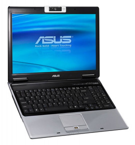 Роскошный игровой ноут Asus M51v в родной сумке.