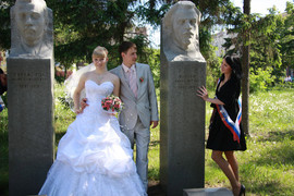 Продам красивое свадебное платье 3