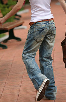 Стильные тёртые джинсы