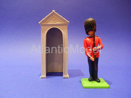 Солдатики 1/32 Britains Британский гвардеец Караул