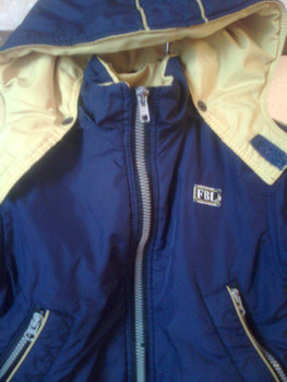 Курточка на мальчика за 150 руб