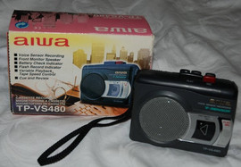 Кассетный диктофон-магнитофон-плеер aiwa TP-VS480