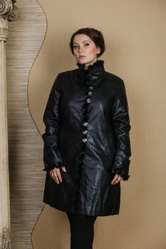 Плащ из экокожи с норкой (новый)