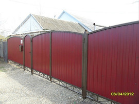 Заборы из профнастила, сетки Рабица, решетчатые. Краснодар. 10