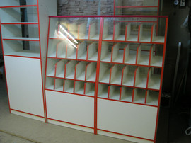 Витрины и прилавки из лдсп на заказ.