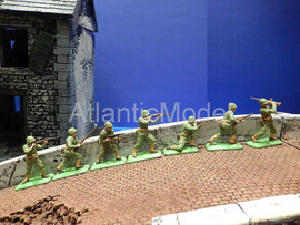 Солдатики 1/32 Britains Морская пехота США Первый 4