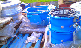 Задвижки новые продам