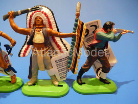 Солдатики 1/32 Britains Три фигуры вестерн 1971 3