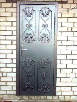 двери металлические