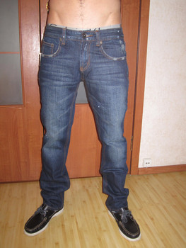продам джинсы dsquared moschino d2 dg kurosawa moncler diesel ра 8