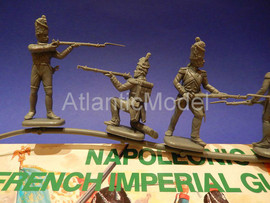 Солдатики 1/32 ESCI Императорская гвардия 7 фигур 5