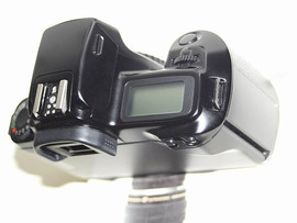 Фотоаппарат Canon EOS 1000 FN body 3