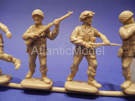 Солдатики 1/32 ESCI Красные дьяволы Второй Без кор