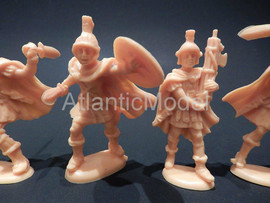 Солдатики 1/32 Atlantic Имперский легион 4 фигуры 4 позы 3