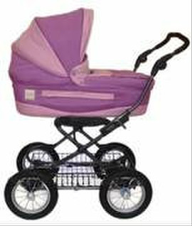 Коляска люлька Inglesina Fresca за 5 000 руб + ванночка в подаро