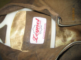 куртка кожаная великолепной оригинальной выделки