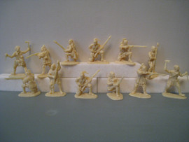 Солдатики 1/32 Armies in Plastic Чероки 12 Индейцы 2