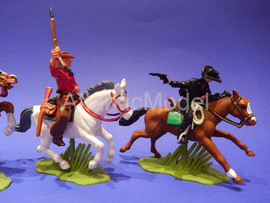 Солдатики 1/32 DSG Четыре конных ковбоя вестерн