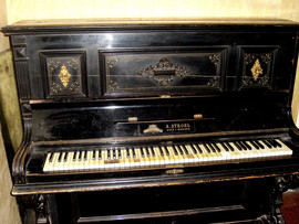 продам пианино 1888 г. 3