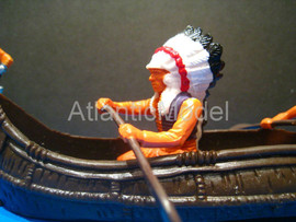 Солдатики 1/32 Britains Индейцы в каноэ 4 фигуры