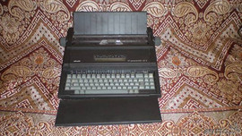 Электронная пишущая машинка Olivetti ETP 540-II E