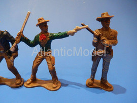 Солдатики 1/32 ??? Ковбои пешие 8 фигур в 4 позах 7