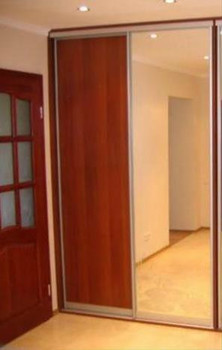 новый шкаф купе 2х дверный.