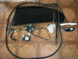 Хонда цивик.седан. .дверь.зад.лев за 123 руб.