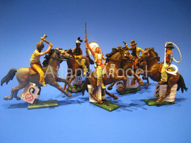 Солдатики 1/32 Britains Конные индейцы и ковбои 5 6