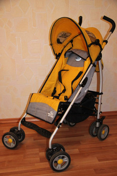 коляска прогулочная.