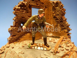 Солдатики 1/32 CONTE Офицер Ждать команды WWII 3