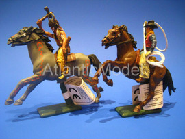 Солдатики 1/32 Britains Шаман и ковбой с лассо 2