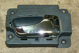 Ручка двери внутренняя 9152498 Volvo S60 вольво с60
